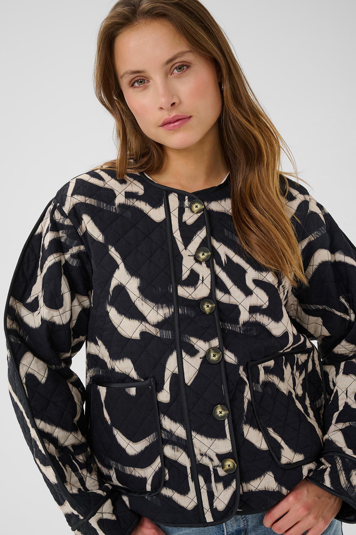 Kaffe KAkayla Casual Jacket In Black