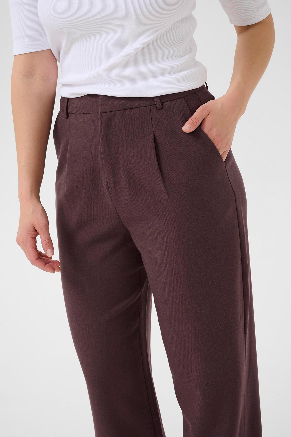 Kaffe KAmerle Trousers In Fudge