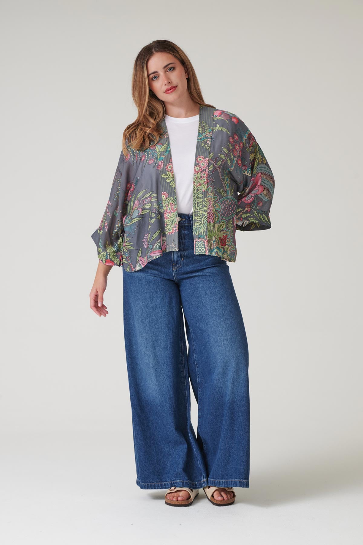 Elegant draped grey fashion kimono