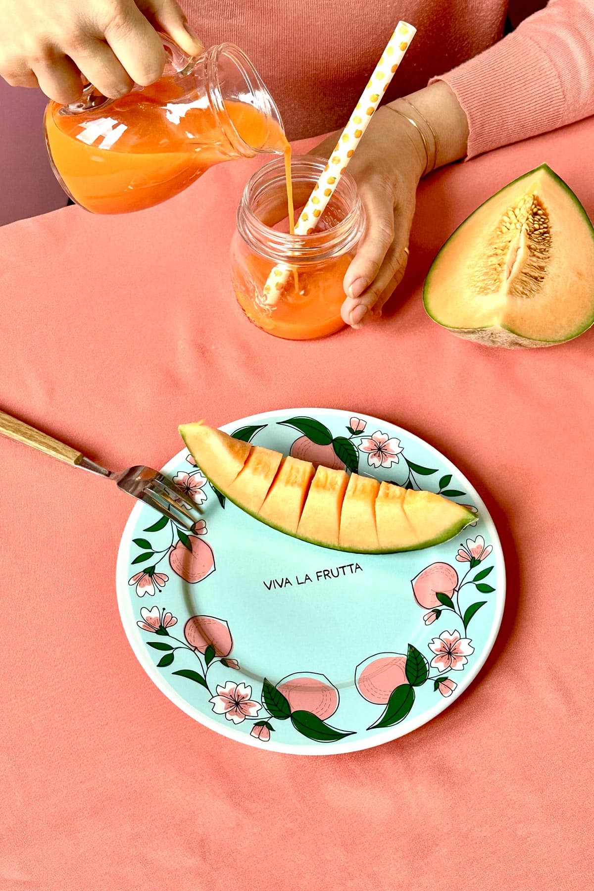 Decorative Italian porcelain plate with peach illustration