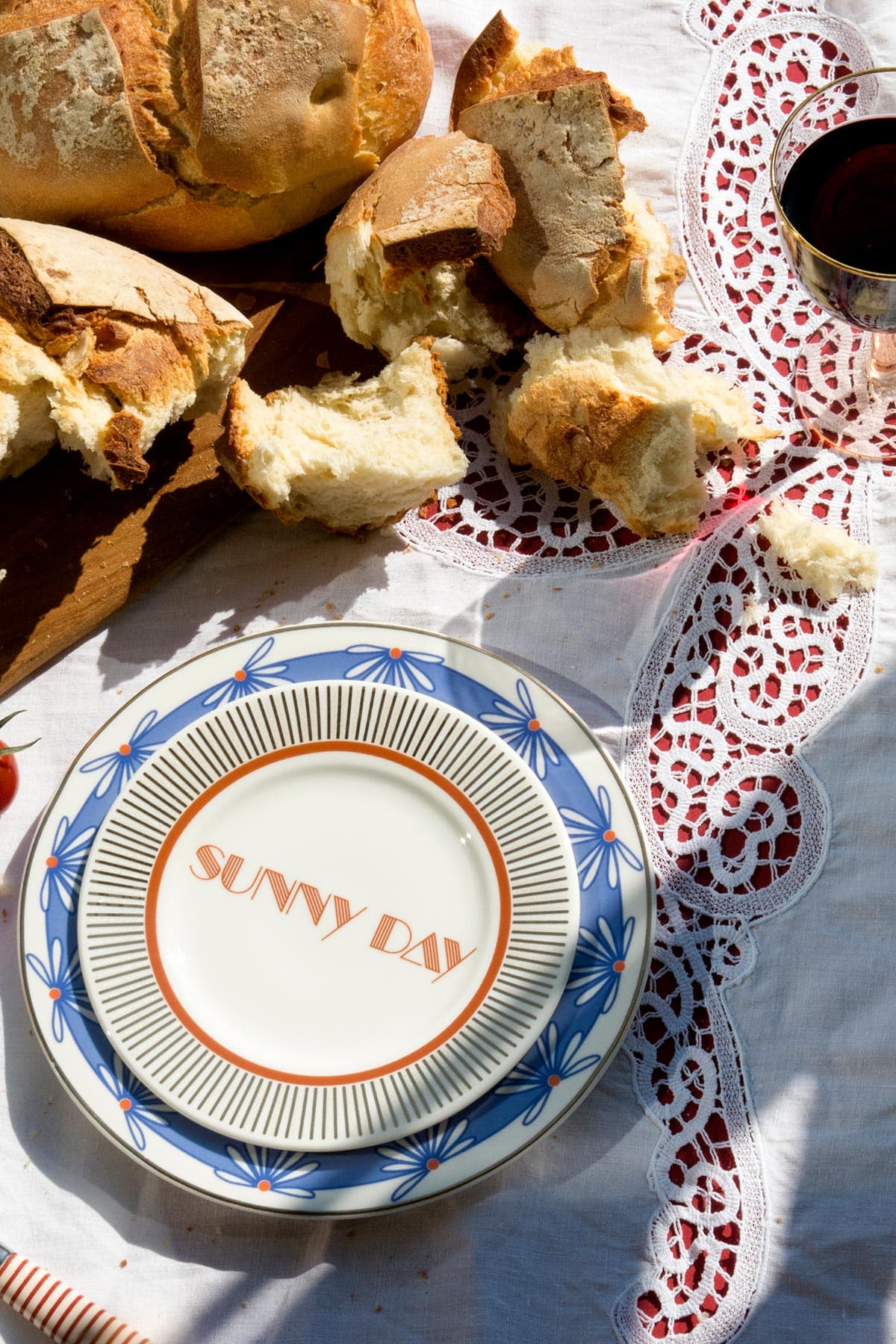 Decorative porcelain plate with Sunny Day design