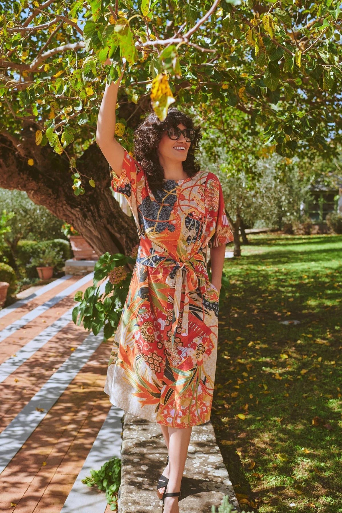 Fans Scarlet Obi Dress by One Hundred Stars at Urban Wild
