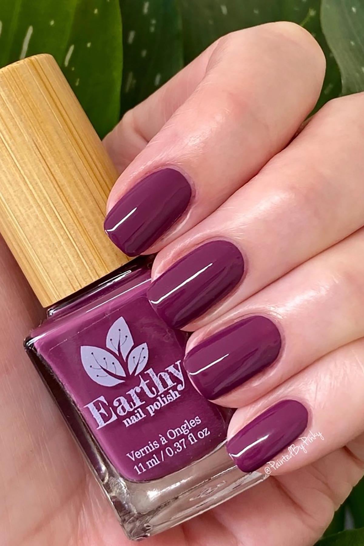 Distressed Damson Pinky Purple Plant-Based Nail Polish — Urban Wild