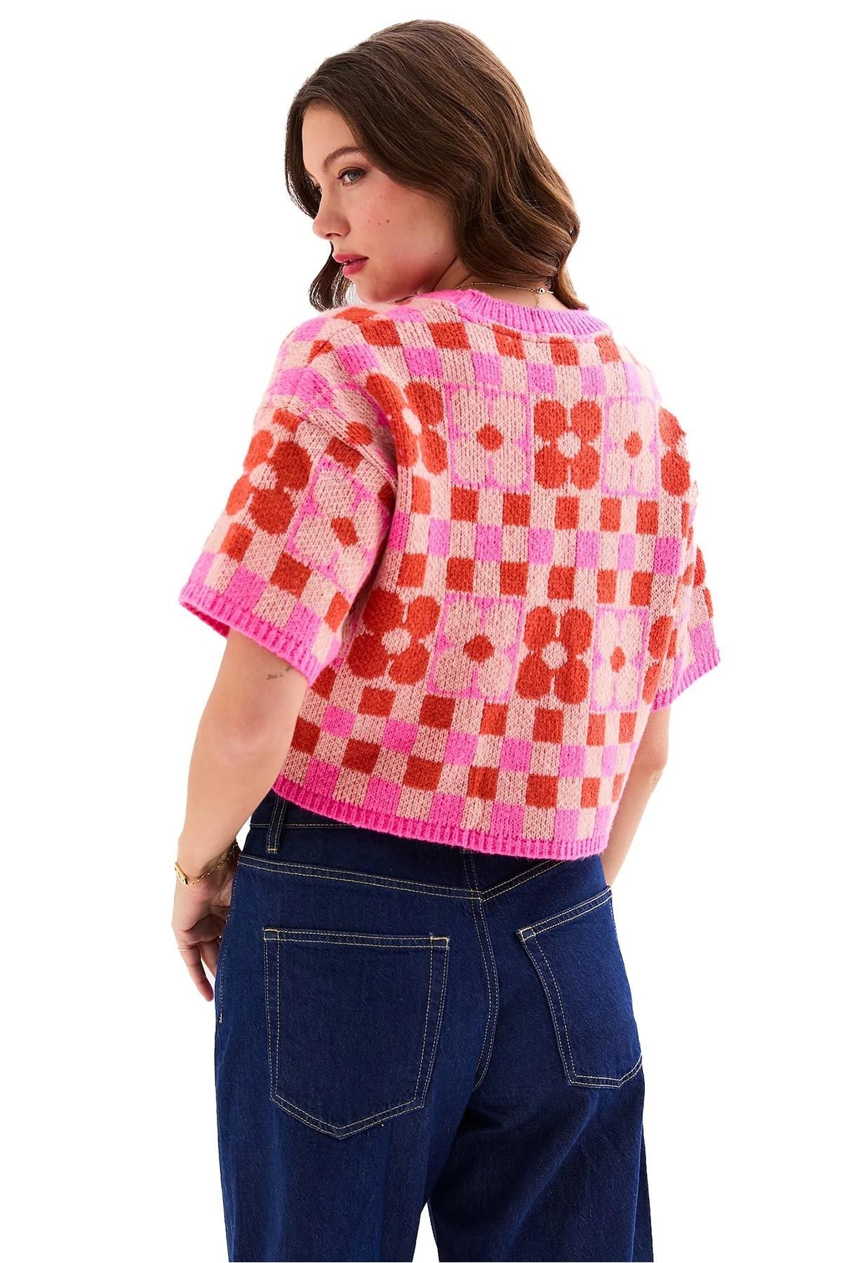 Lucky Flower Checkerboard Knitted T-shirt in Pink — Urban Wild