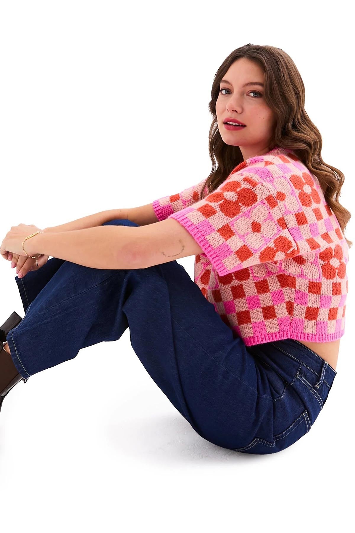 Lucky Flower Checkerboard Knitted T-shirt in Pink — Urban Wild