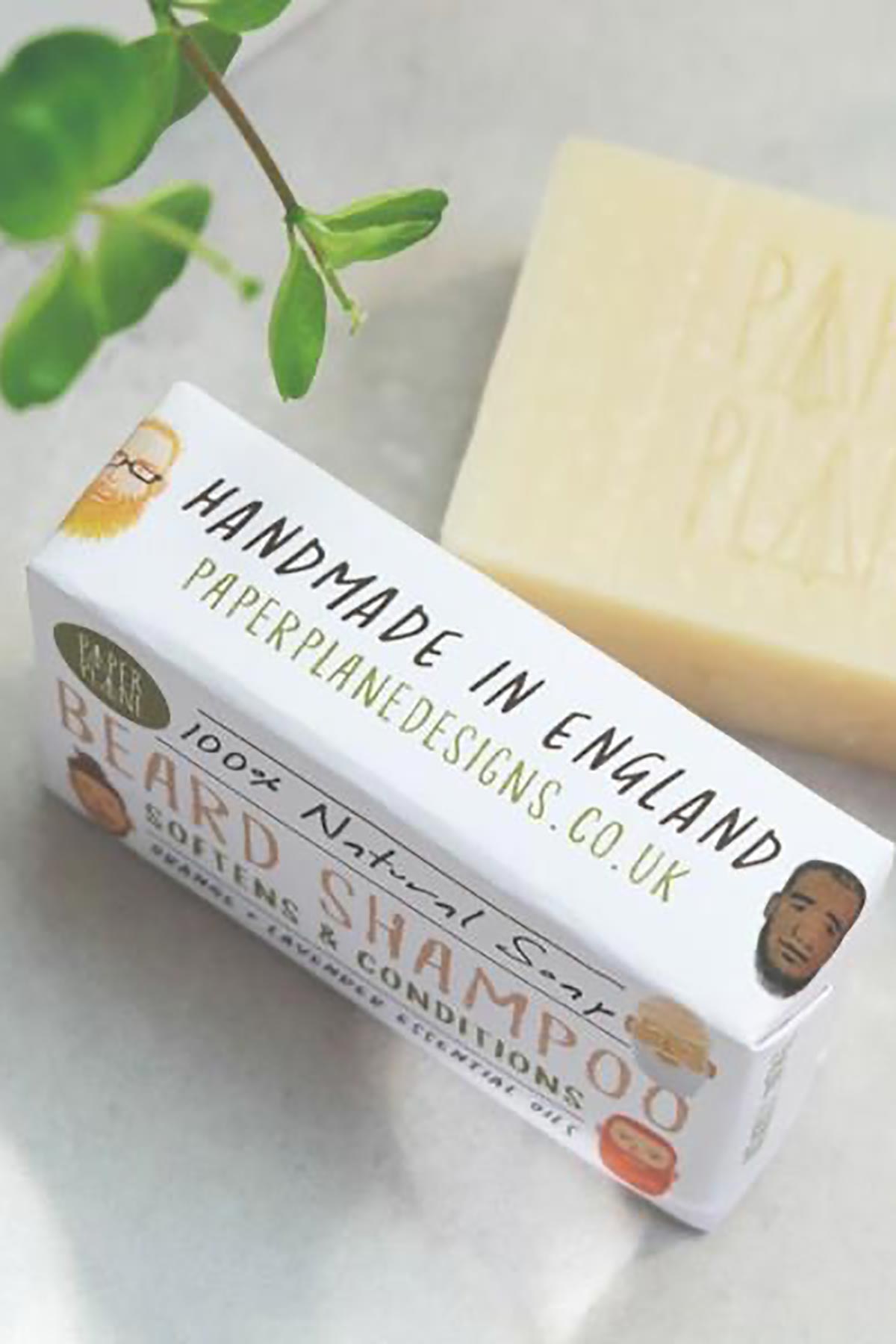 Handmade in England Paper Plane beard shampoo bar packaging detail — Urban Wild
