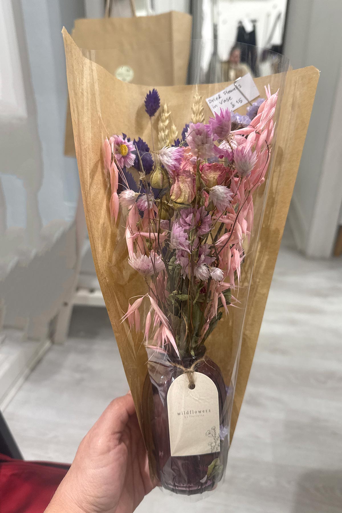 Sustainable dried floral bottle mix