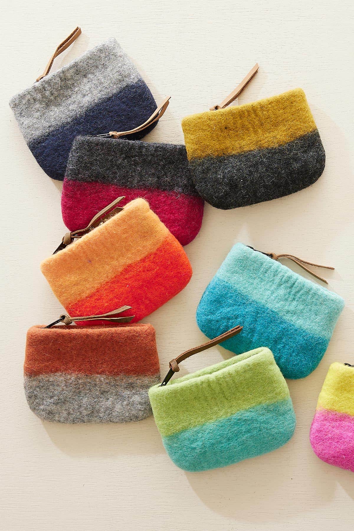 Auraque Lila Handmade Felt Ombre Two Tone Zip Purse