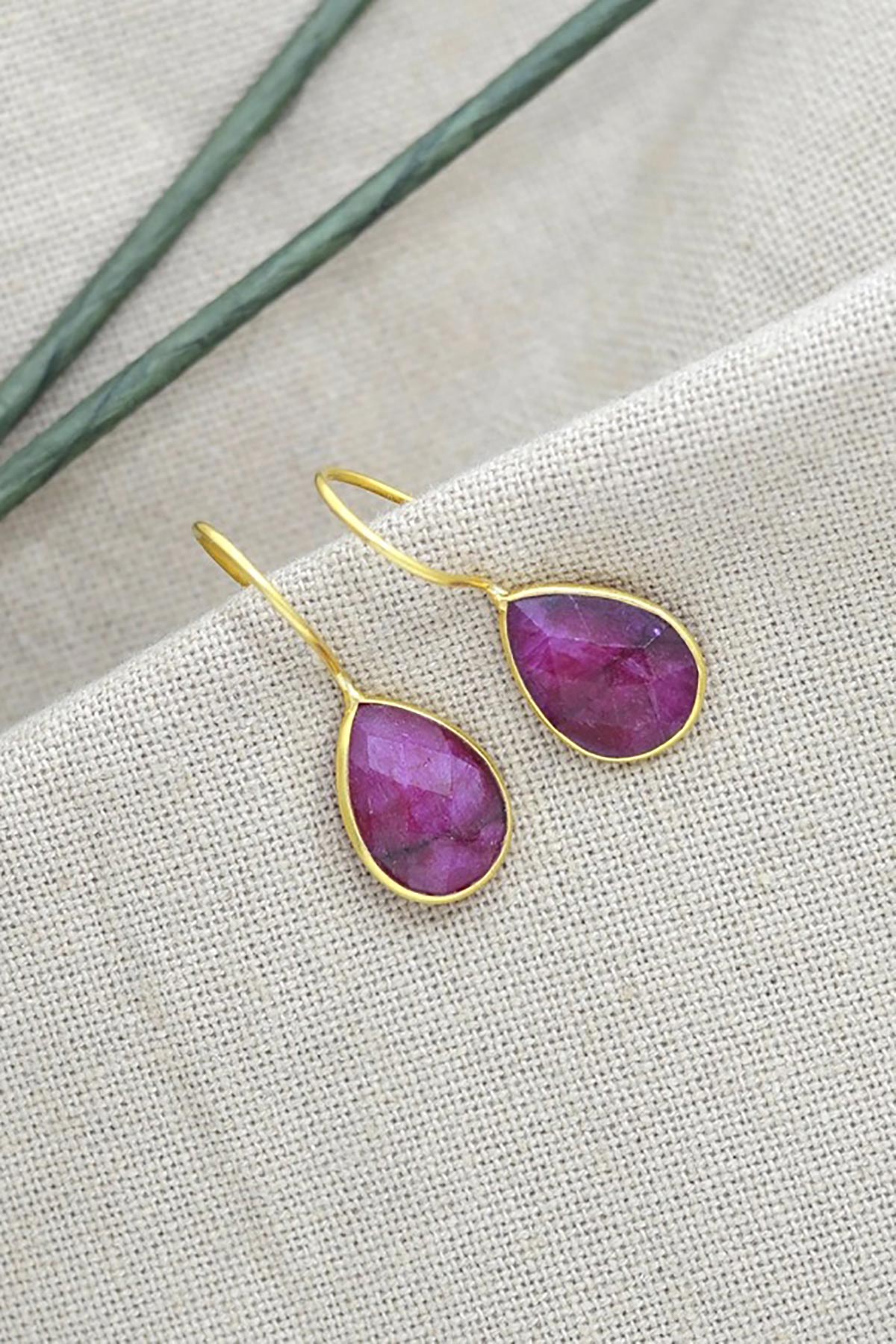 Noyre Berlin Teardrop Gemstone Earring - Red Sillimanite