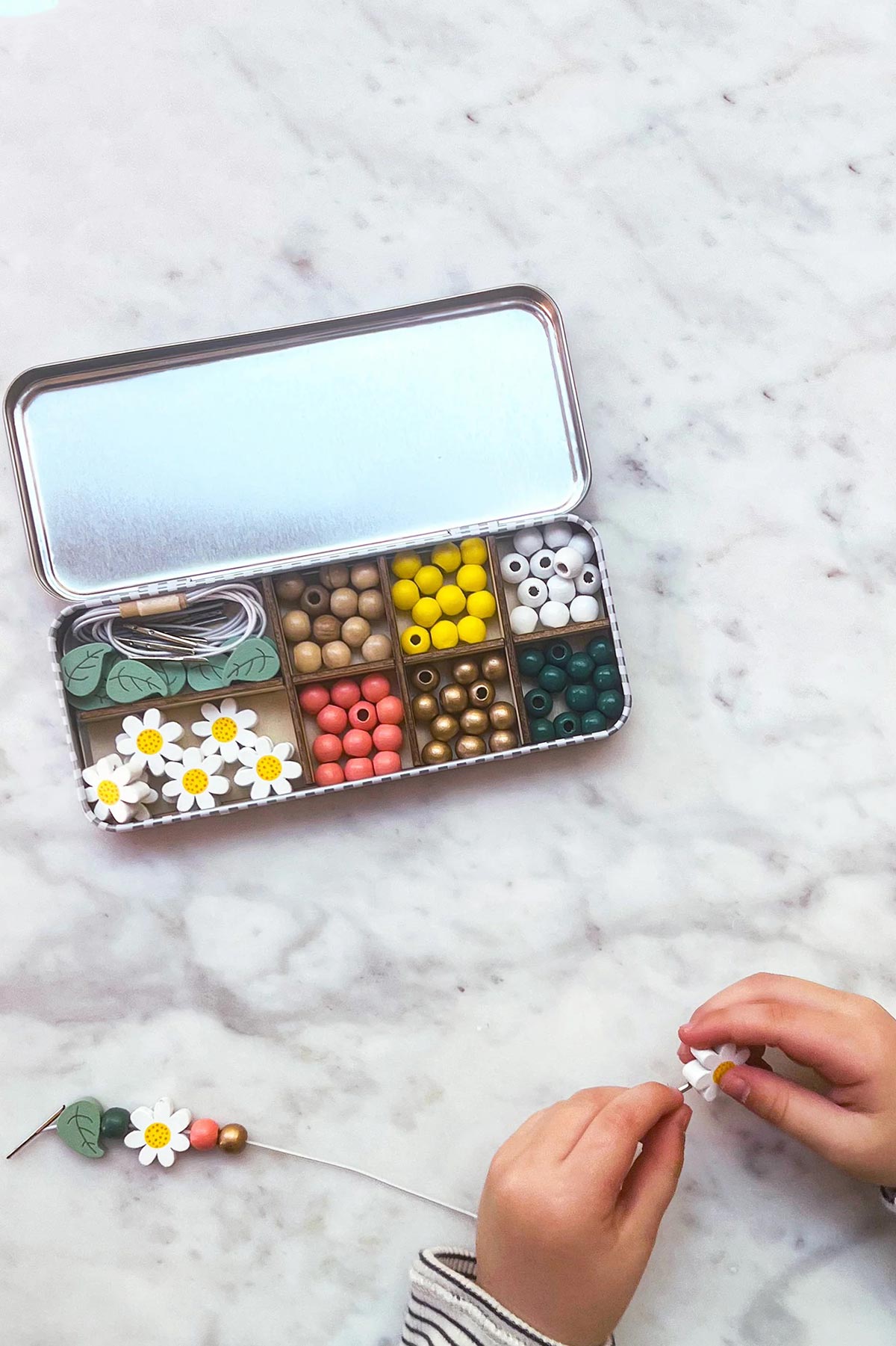 Daisy bracelet beading kit for kids