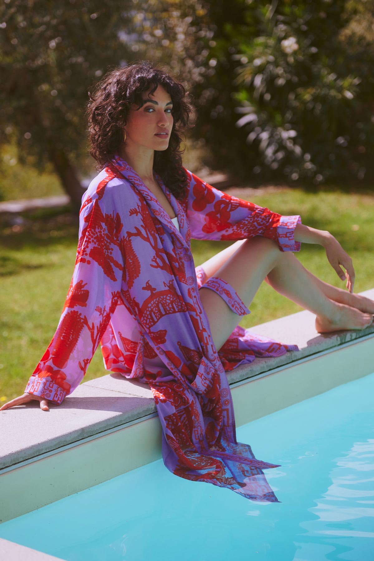 Oversized willow motif dress