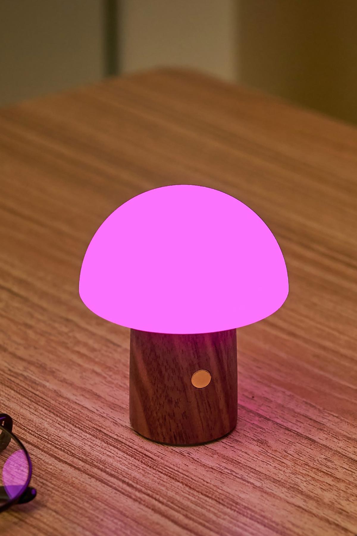 Warm LED glow from Alice Mini Walnut lamp pink light