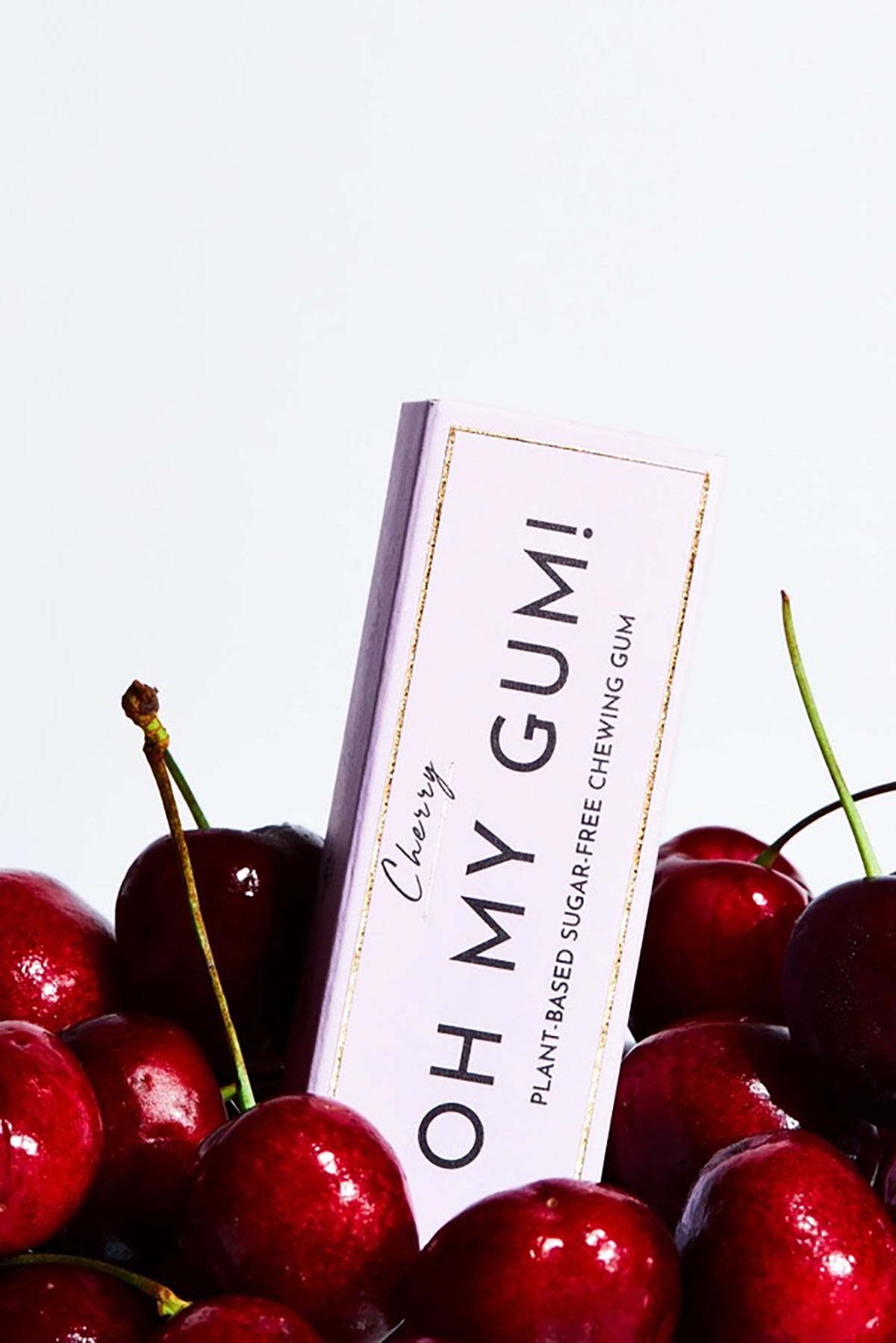 Cherry plant based chewing gum by OH MY GUM!