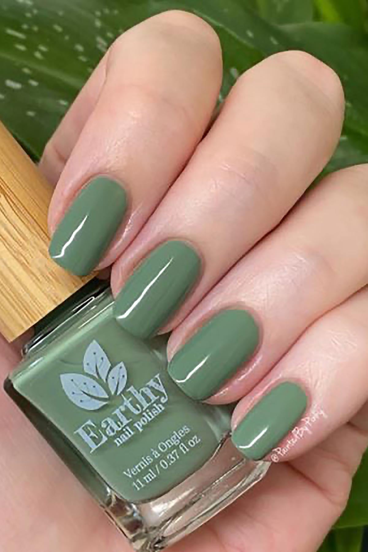 Nailture Green Herbal Sage Plant-Based Nail Polish — Urban Wild