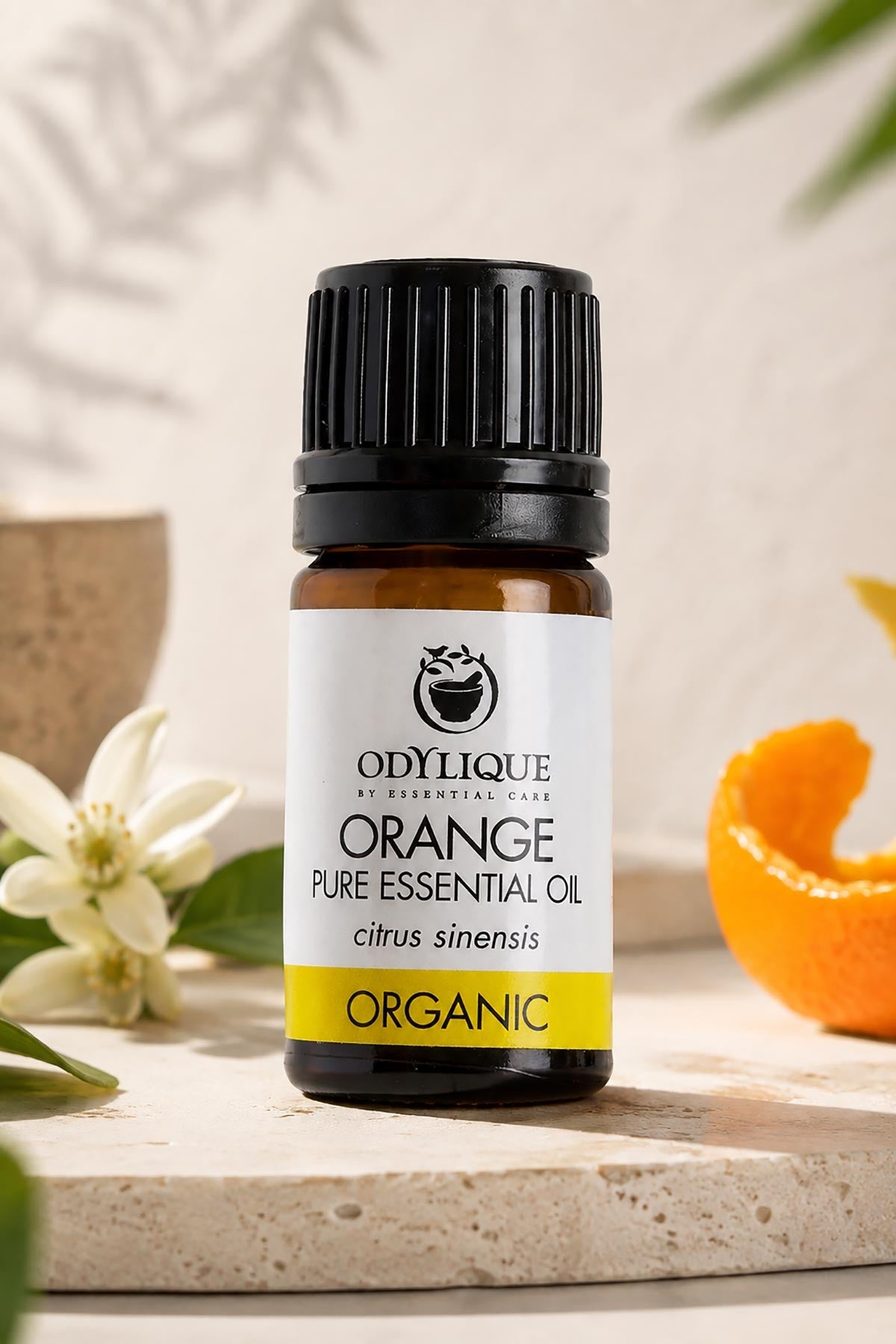 Odylique organic orange essential oil 5ml glass bottle for aromatherapy and diffusers — Urban Wild