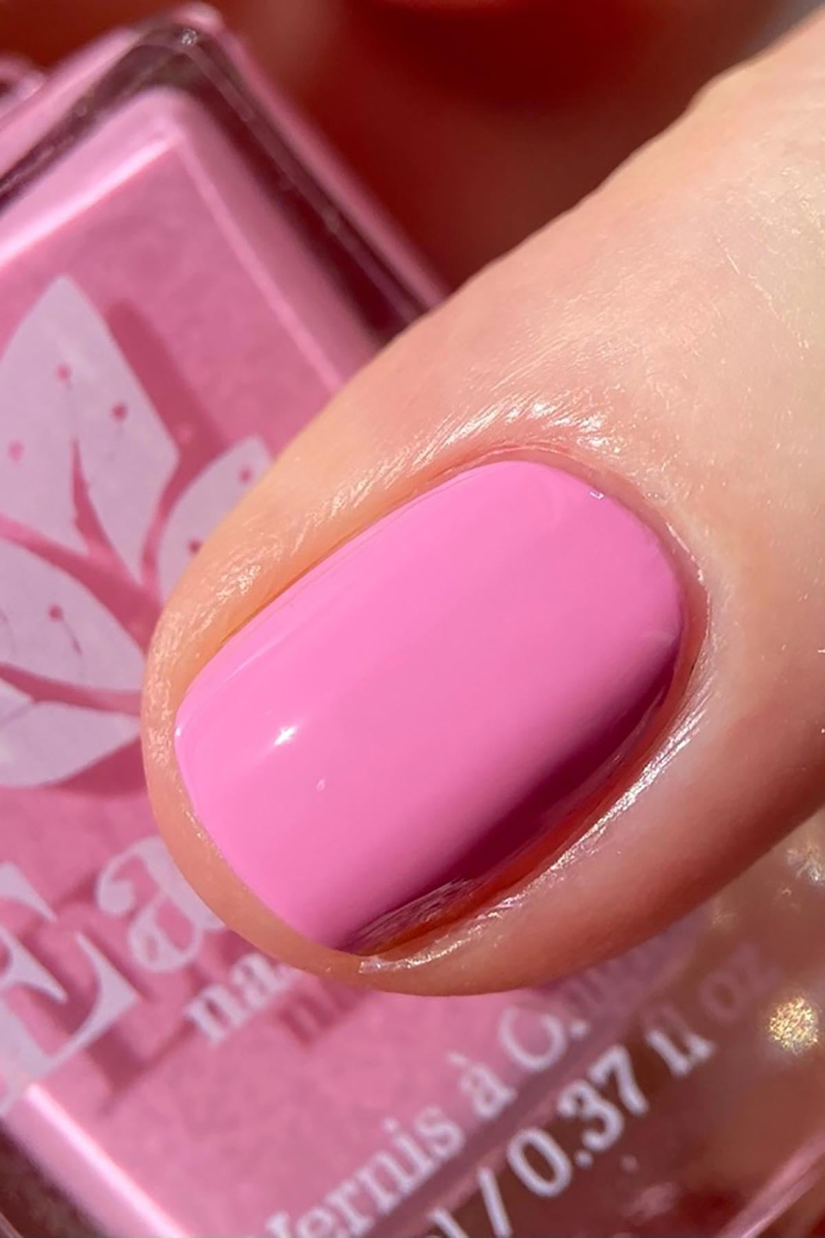 Primrose Bubblegum Pink Plant-Based Nail Polish — Urban Wild