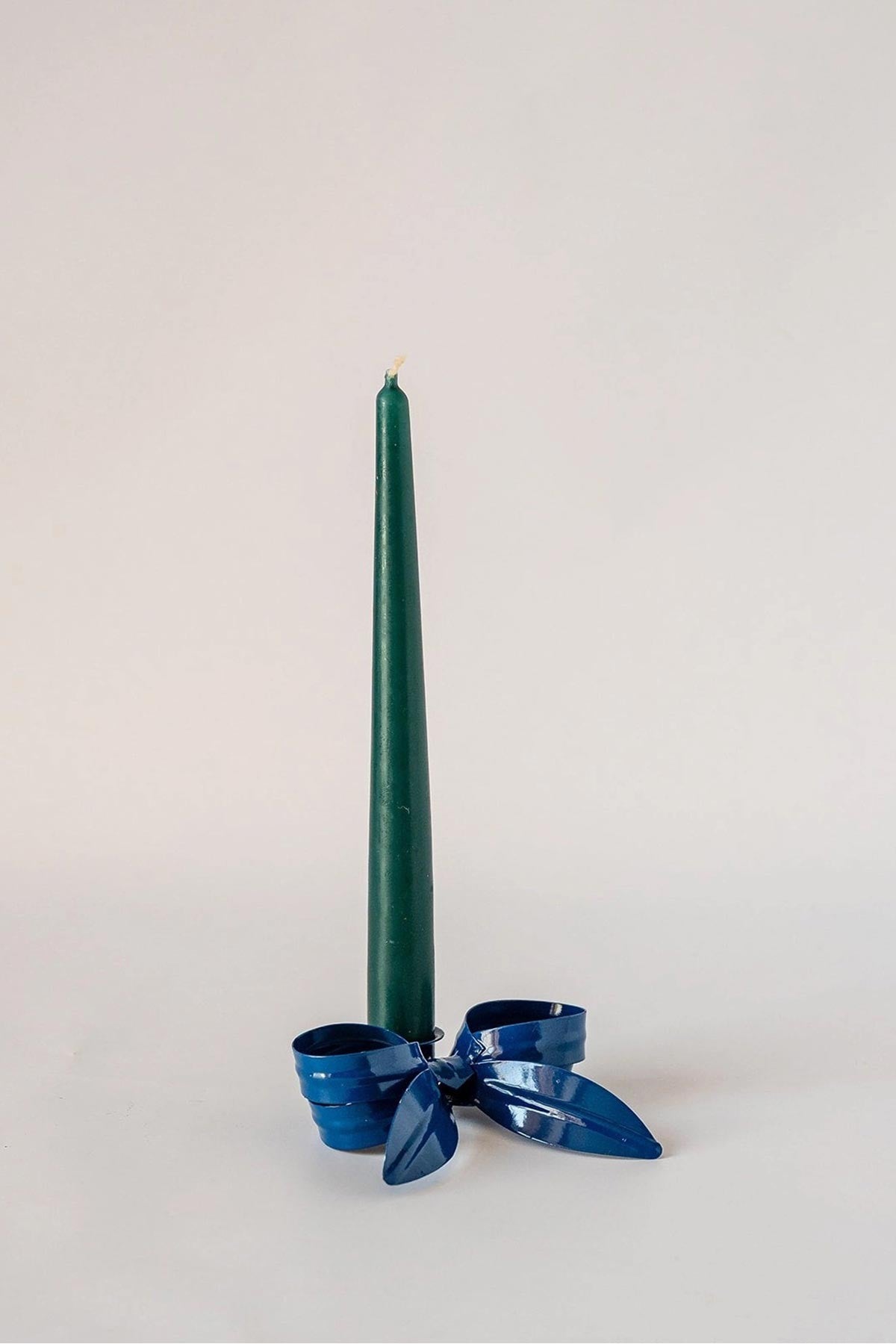 Cobalt blue ribbon bow painted metal dinner candle stick holder — Urban Wild