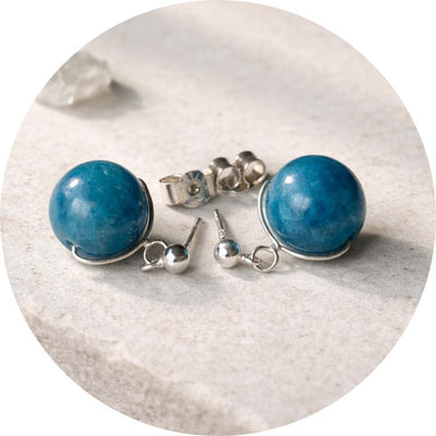 Women’s earrings UK for everyday and statement styling