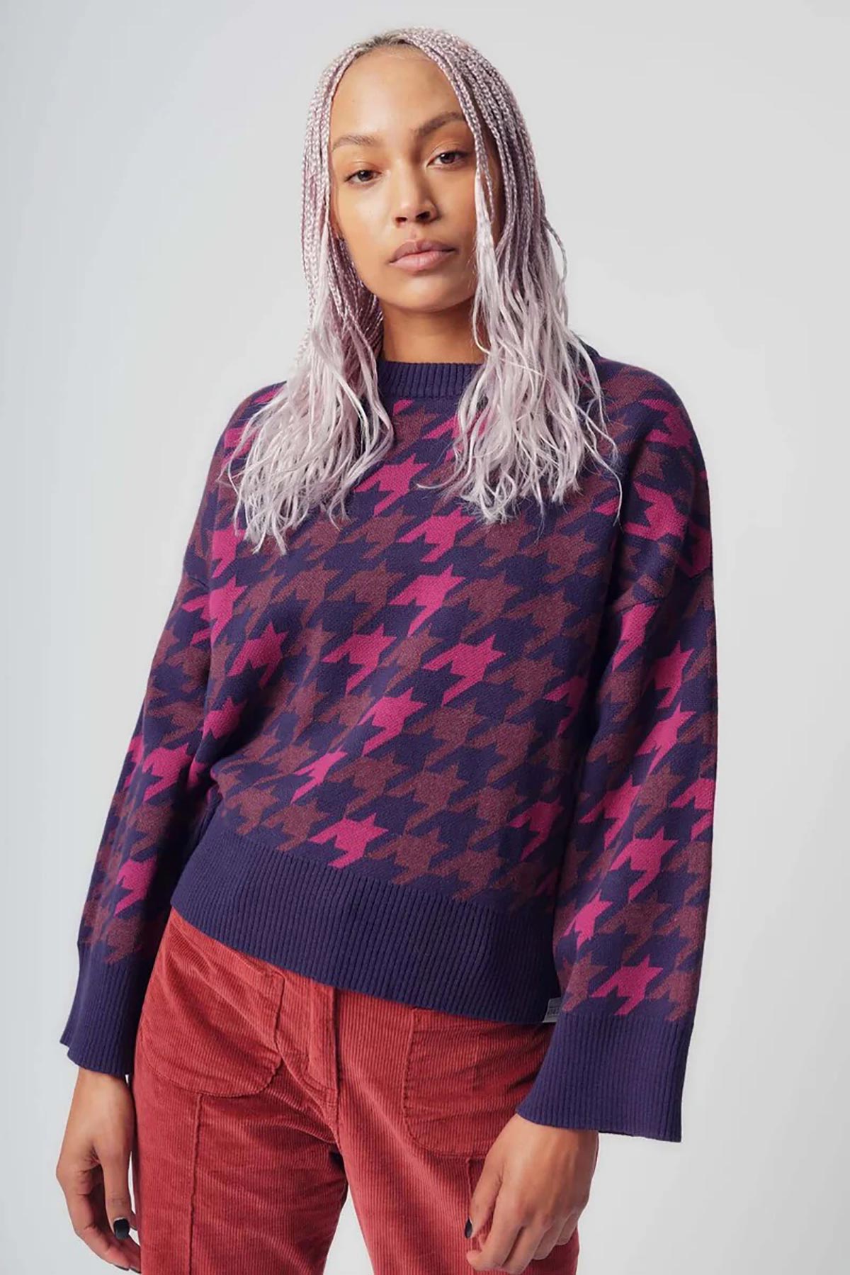 Komodo Fashion Ozuro GOTS Organic Cotton Jumper In Fuchsia
